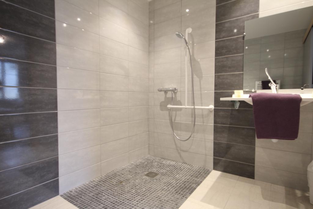 Logis Hotel Restaurant Auberge De La Cloche Le Theil-sur-Huisne 외부 사진